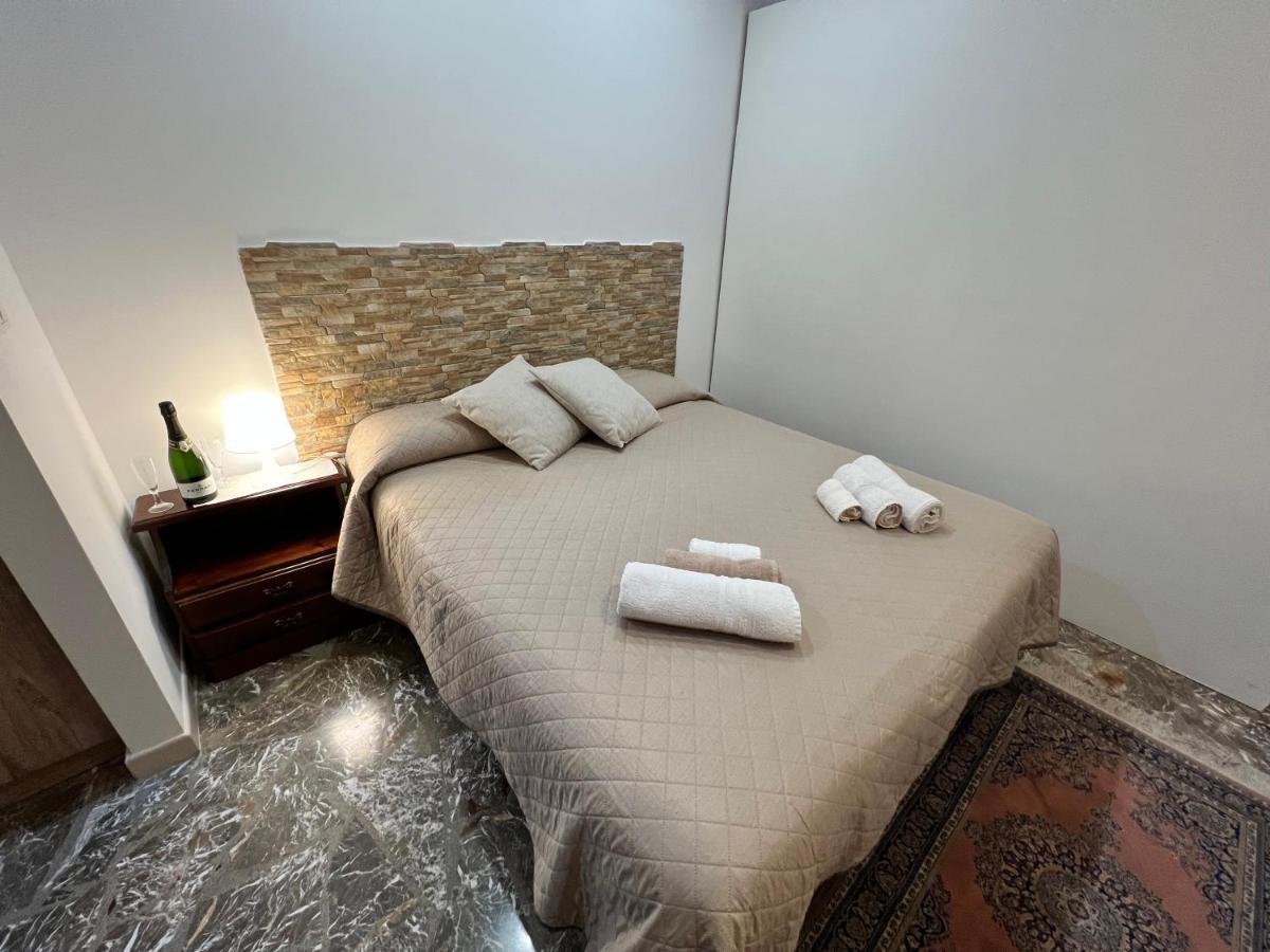 ***** La Casa Di Gio Apartment Калтанисета Екстериор снимка