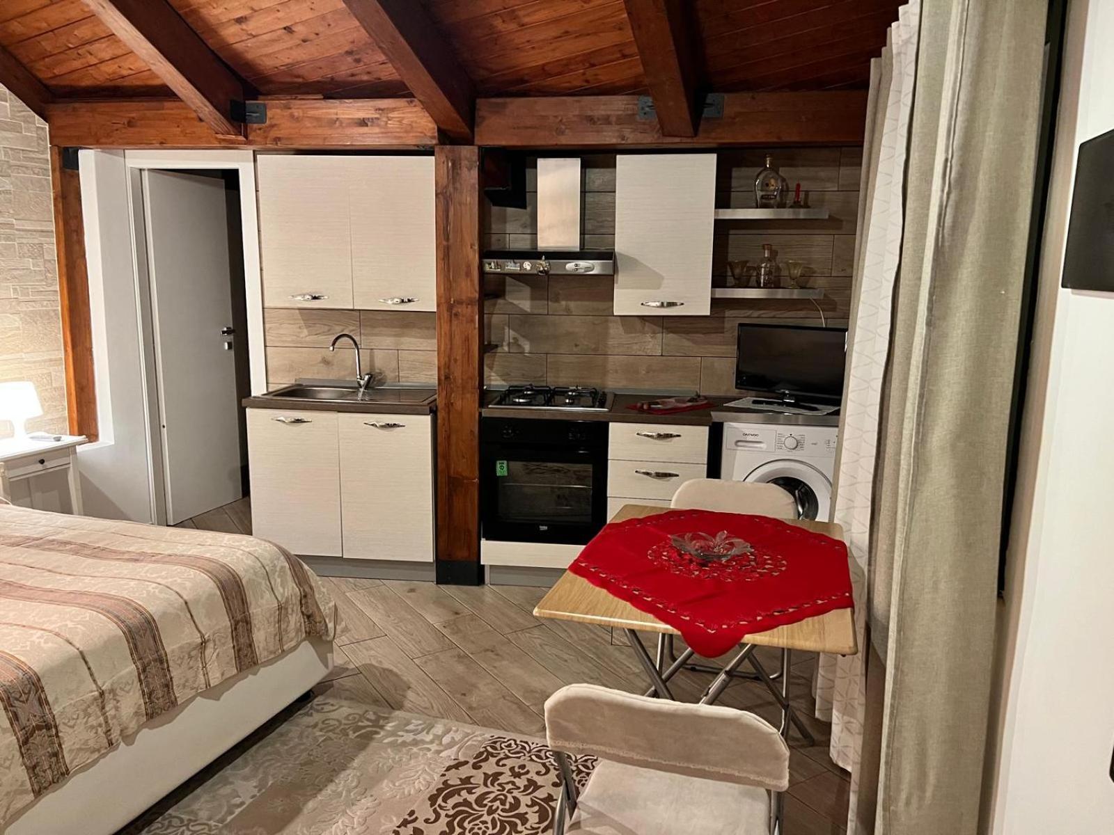 ***** La Casa Di Gio Apartment Калтанисета Екстериор снимка